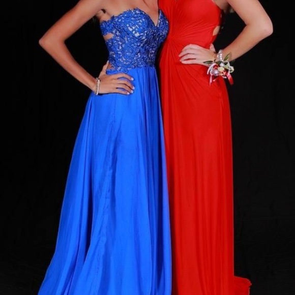 La femme royal blue prom dress - Picture 10 of 10